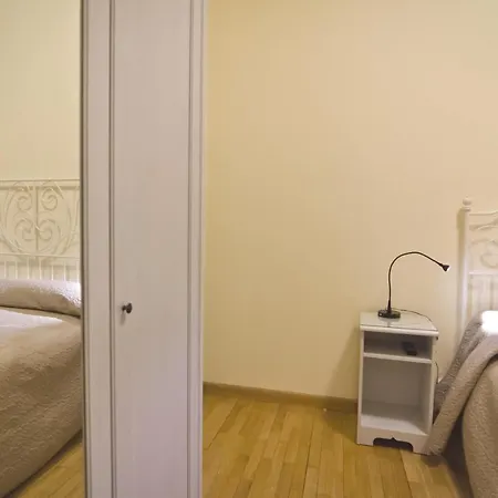 Arcobaleno Casa de hóspedes 2*